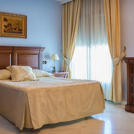 Alfar Hotel 2*